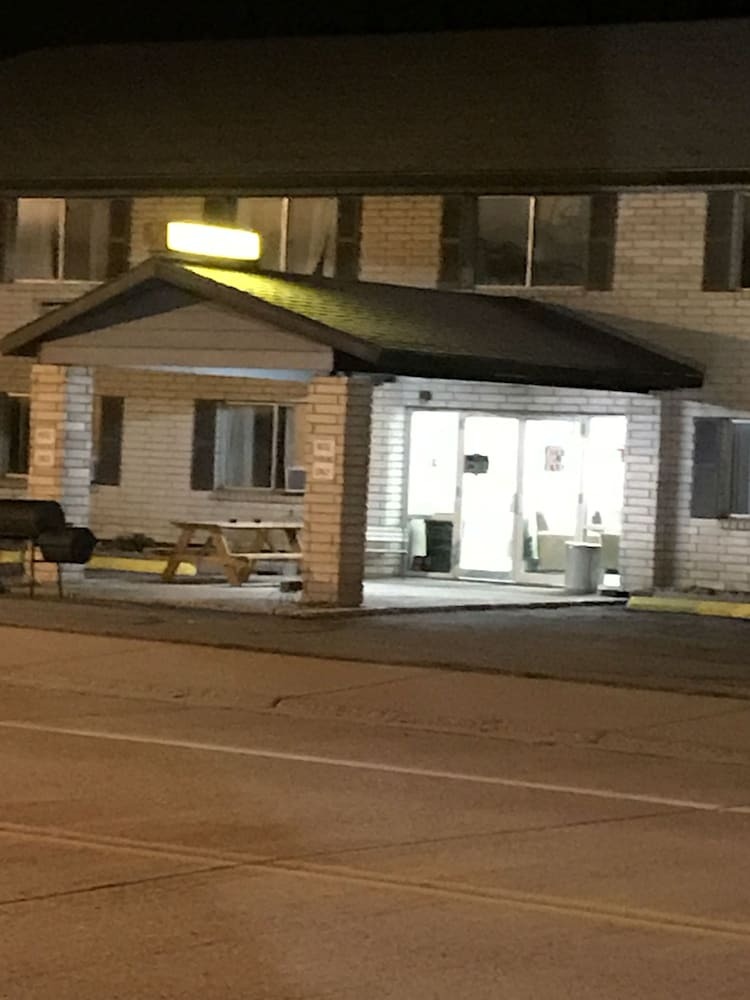 Antler Motel