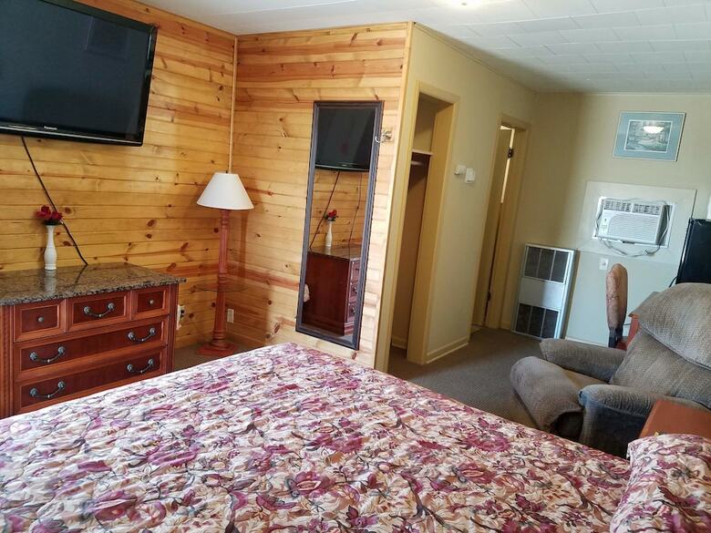 Us Center Motel & Long Term Stay Apts