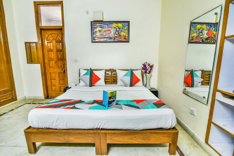 Hotel Fabexpress Silver Inn