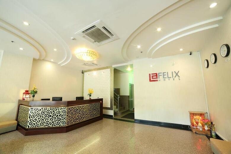La Felix Hotel