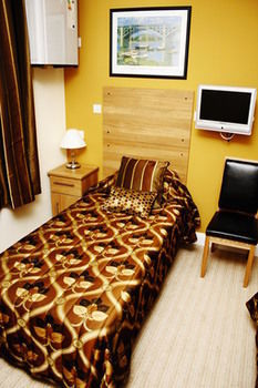 Hotel Russell Court