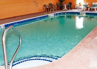 Hotel Comfort Inn & Suites