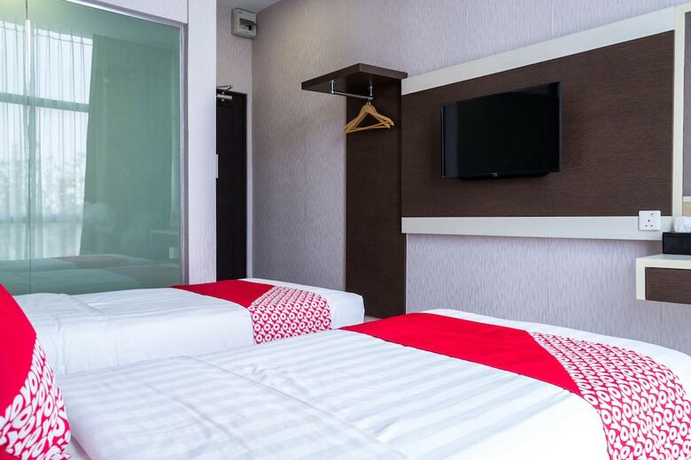 Oyo 676 Nasa Hotel