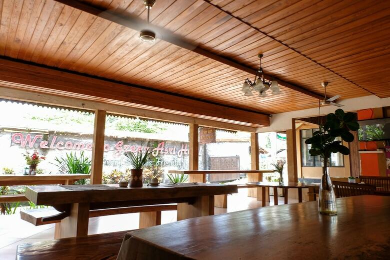 Oyo 685 Green Asri Hotel