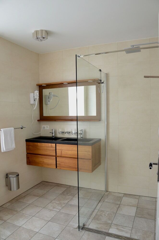 Aparthotel Le Baron Apartments