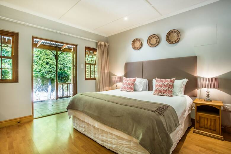 Hotel 88 Baron Van Reede Guesthouse