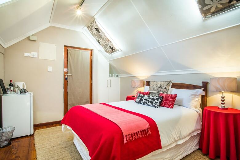 Hotel 88 Baron Van Reede Guesthouse