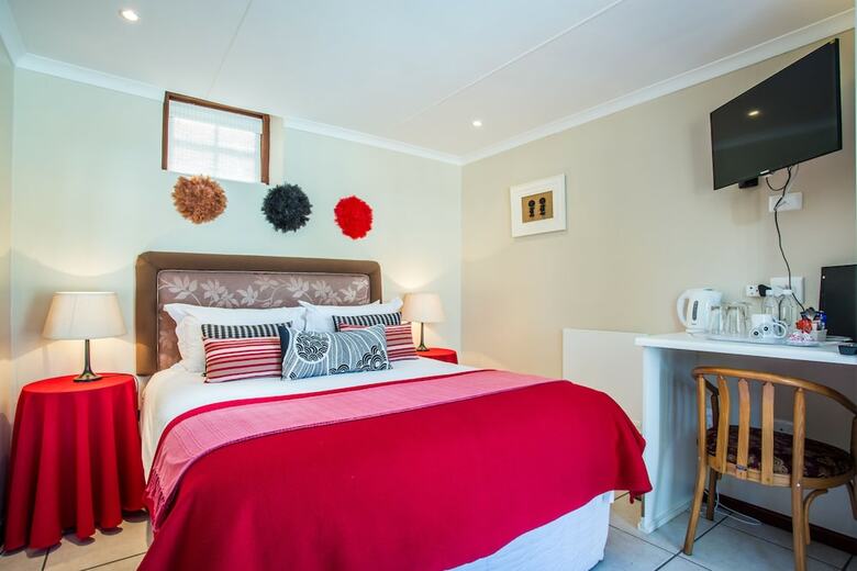 Hotel 88 Baron Van Reede Guesthouse