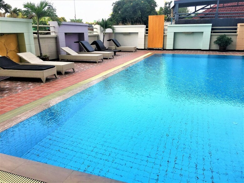 Apartamentos Poolview Condo Rentbuythailand