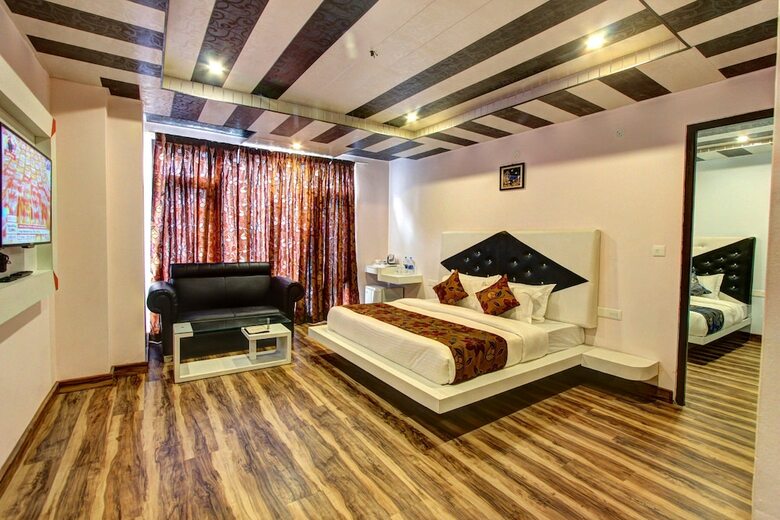 Hotel The Moniker Resort And Spa