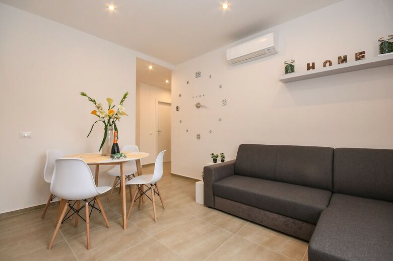 Apartamento Desenzanoloft ? Golden Suite