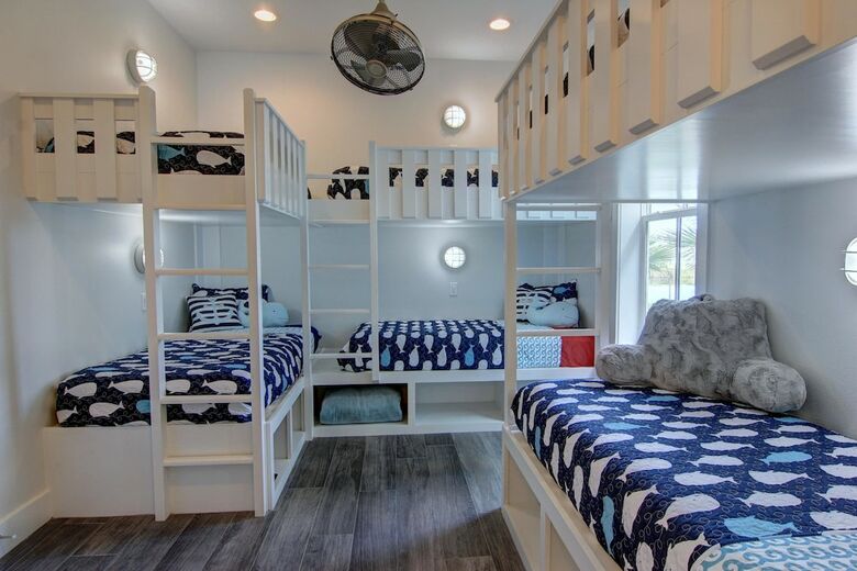 Cinnamon Shore- High Tide 243 Hi
