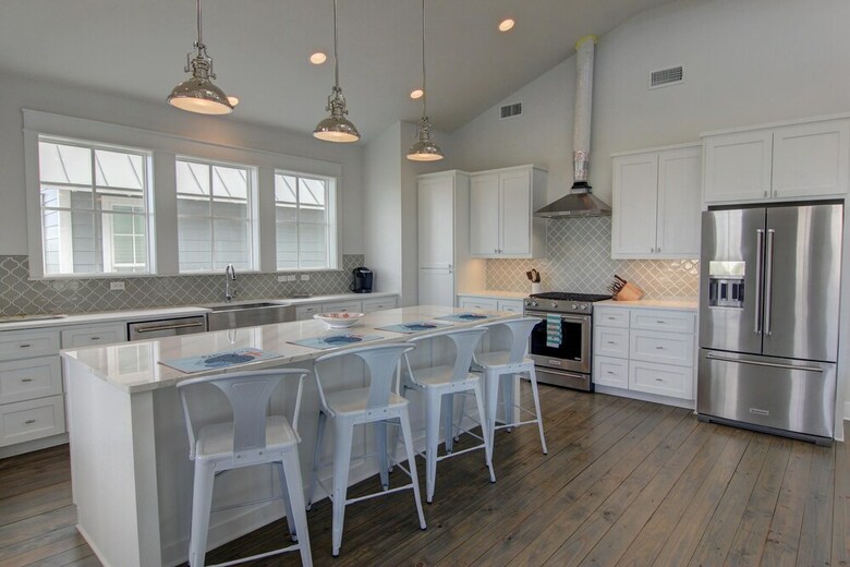Cinnamon Shore- High Tide 243 Hi