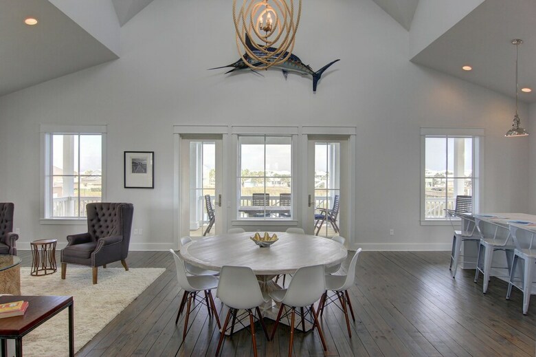 Cinnamon Shore- High Tide 243 Hi
