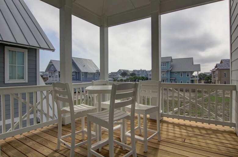 Cinnamon Shore- High Tide 243 Hi