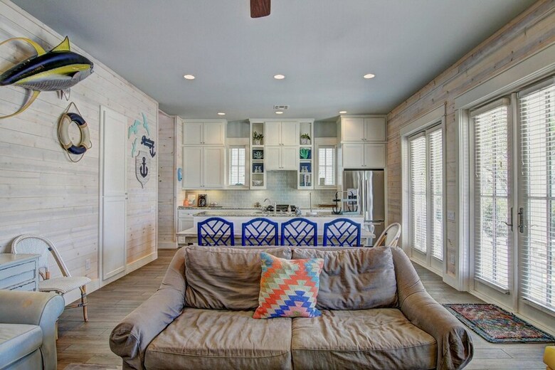 Cinnamon Shore- Amazing Grace 128 St