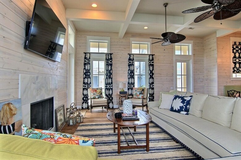 Cinnamon Shore- For The Girls 117 La