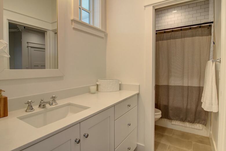 Cinnamon Shore- Sunny Outlook 119 Fi