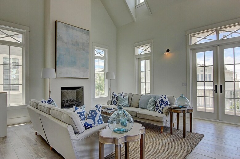 Cinnamon Shore- Southern Charm 259 Be