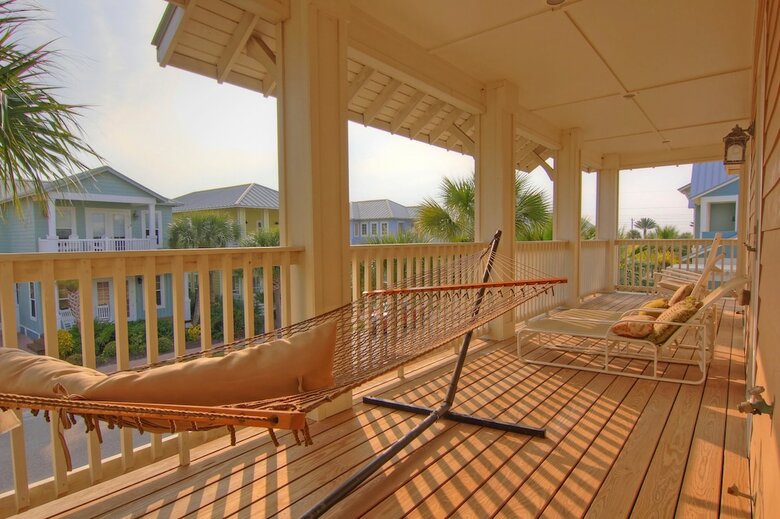 Cinnamon Shore- The Veranda 141 Be