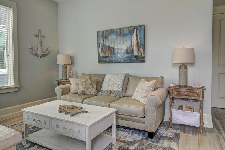 Cinnamon Shore- Ocean Pearl Tc 10205