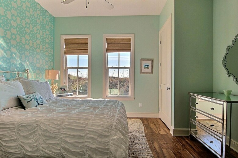 Cinnamon Shore- Sea Glass 202 Se
