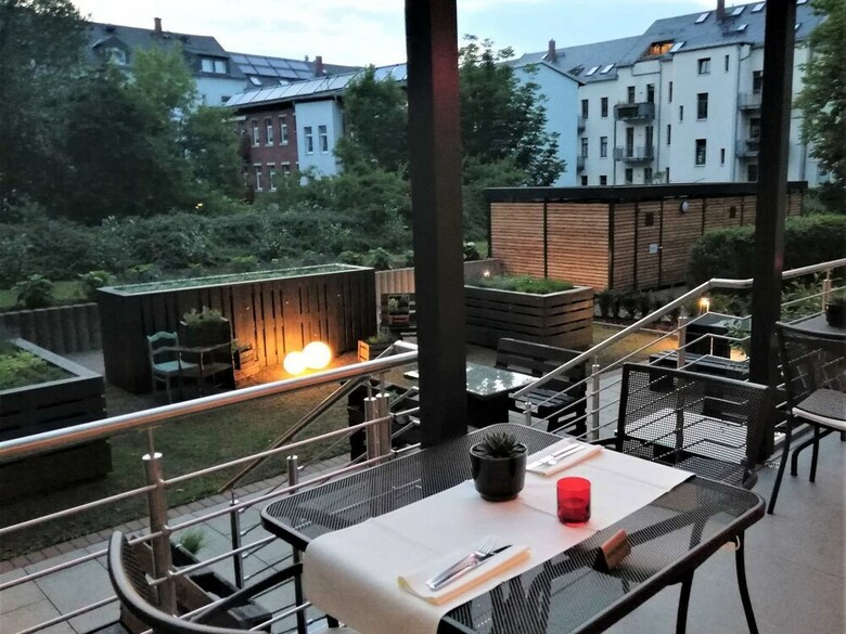 Hotel Alexxanders Restaurant & Bordinghouse