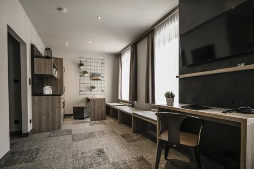 Hotel Alexxanders Restaurant & Bordinghouse