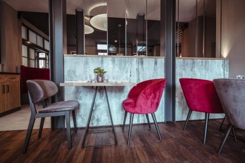 Hotel Alexxanders Restaurant & Bordinghouse