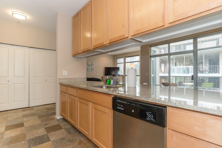 Kasa Seattle Bellevue Apartments