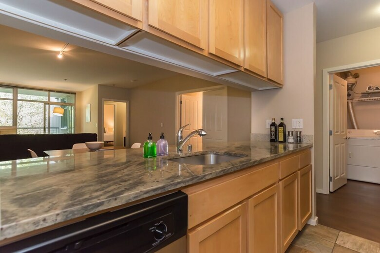 Kasa Seattle Bellevue Apartments