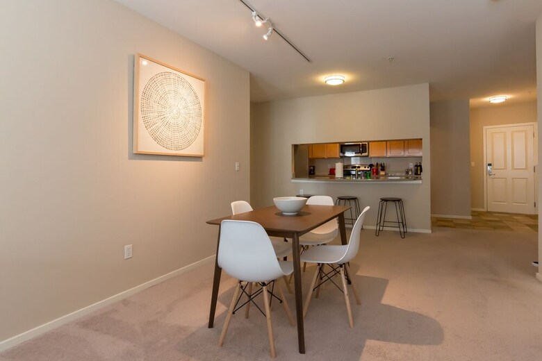 Kasa Seattle Bellevue Apartments