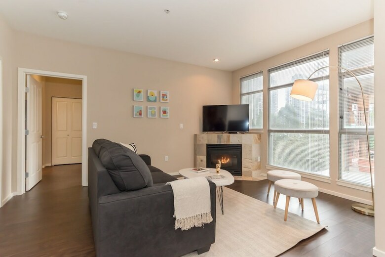 Kasa Seattle Bellevue Apartments