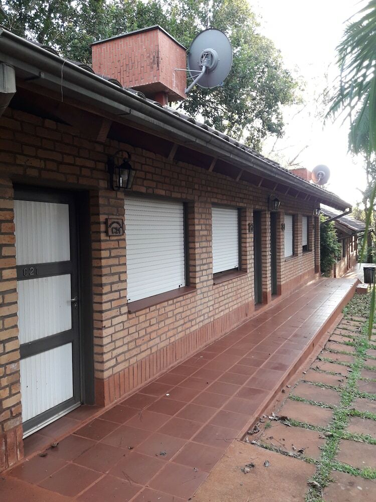 Hotel Cabanas Del Parque