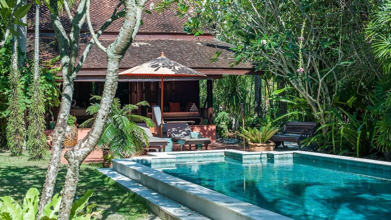 Stylish & Authentic Thai House Right On The Beach!