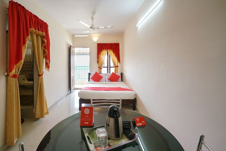 Hotel Oyo 15548 Mackal Residency