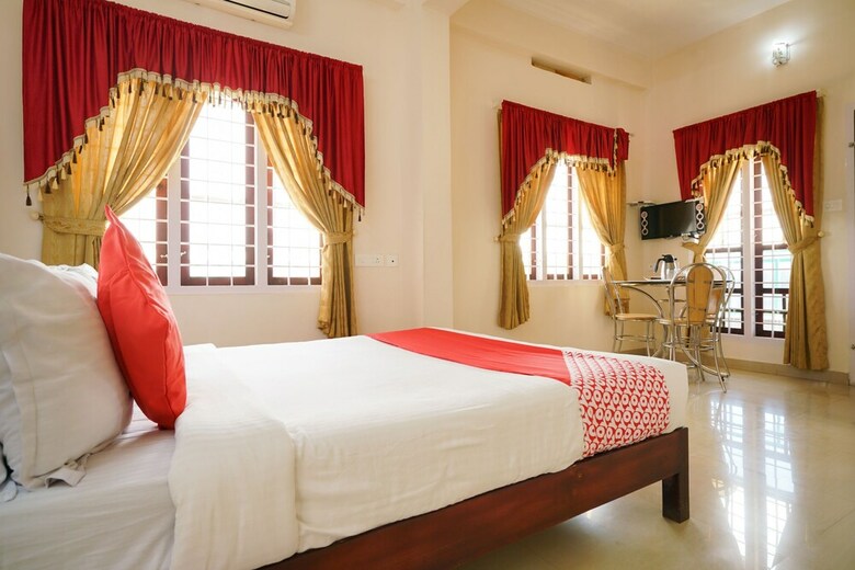 Hotel Oyo 15548 Mackal Residency
