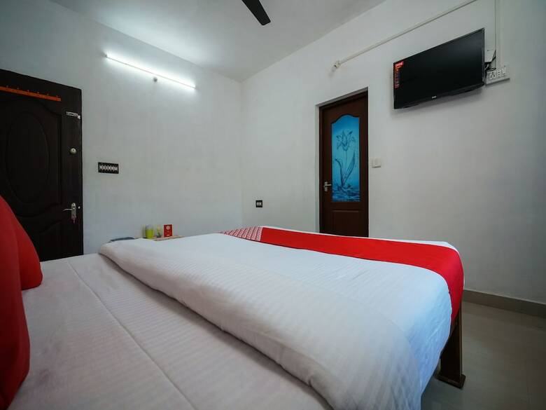 Hotel Oyo 13133 Le Grand