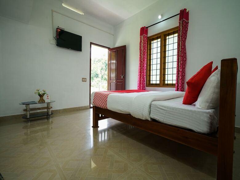 Hotel Oyo 13133 Le Grand