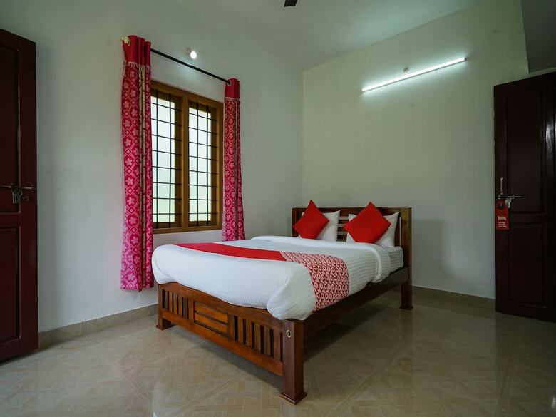 Hotel Oyo 13133 Le Grand