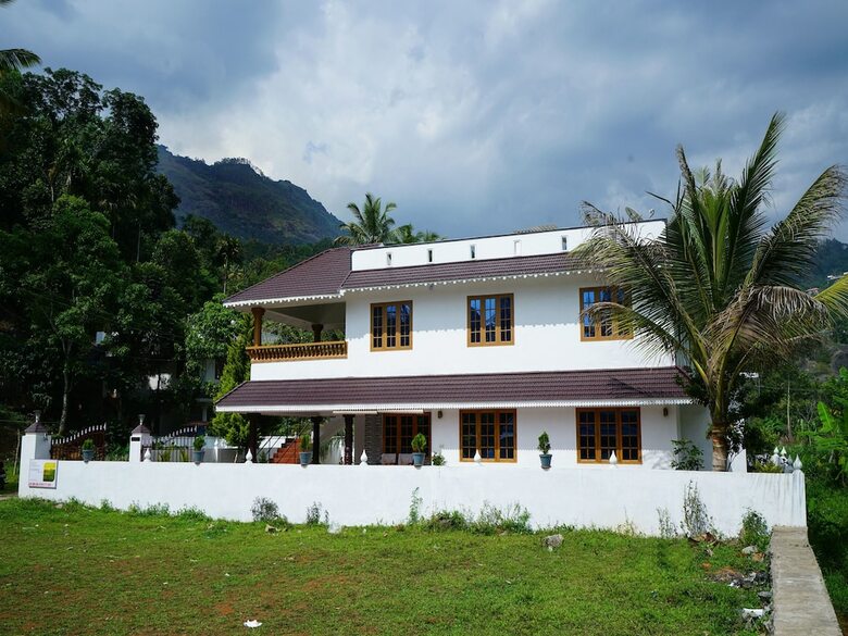 Hotel Oyo 13133 Le Grand