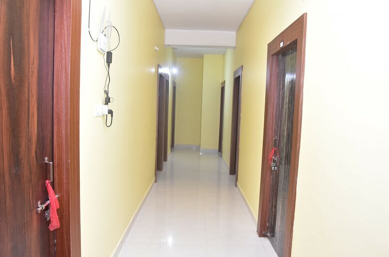 Hotel Oyo 24739 Ap Guest House