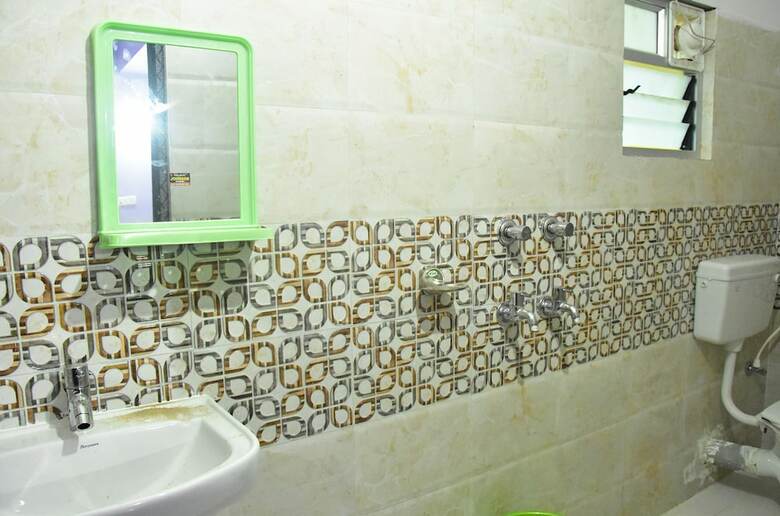 Hotel Oyo 24739 Ap Guest House