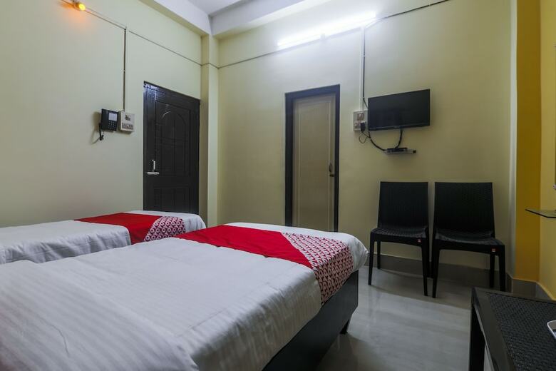 Hotel Oyo 18761 Nirvana