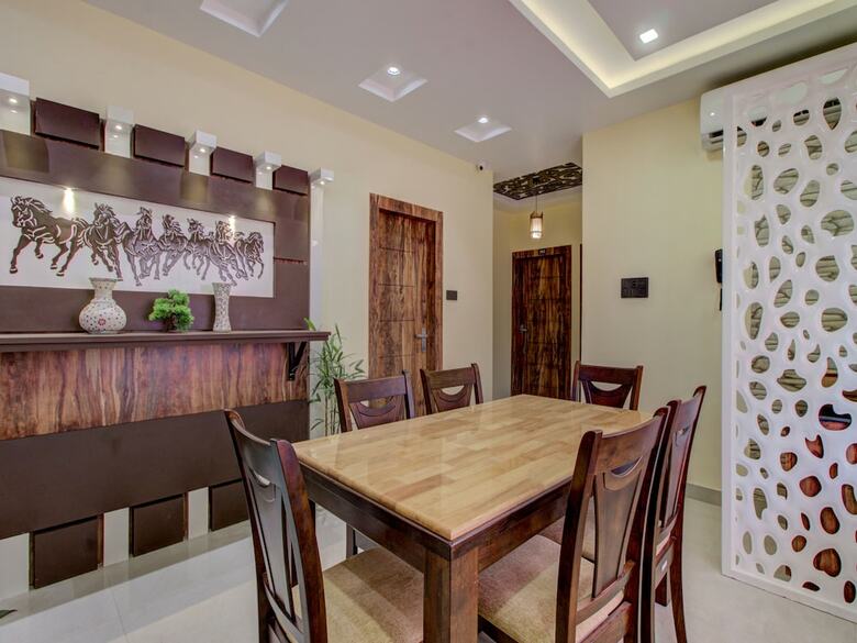 Hotel Oyo 15433 Bmg Residency