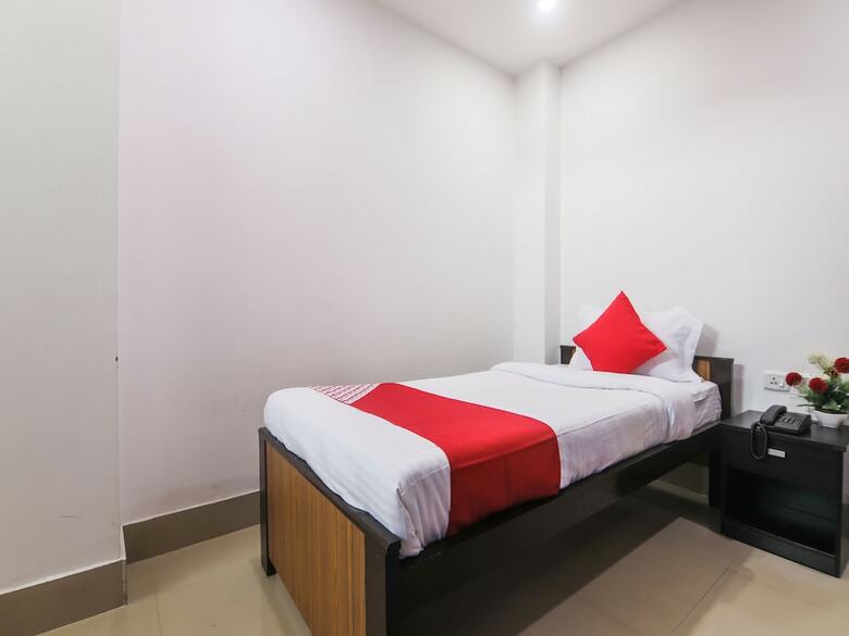 Hotel Oyo 23008 Labanya Holiday Home