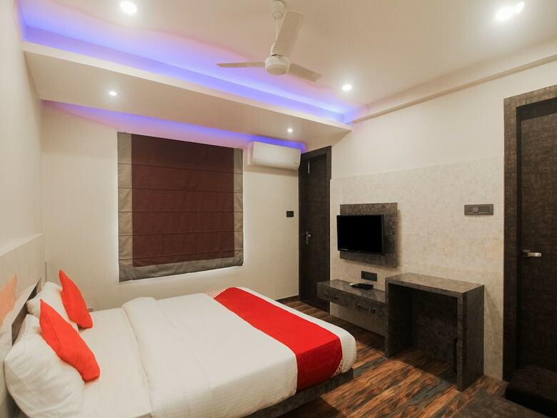 Hotel Oyo 17304 Ransu Residency