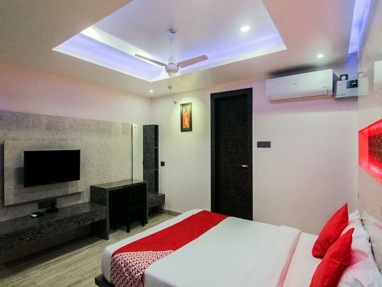 Hotel Oyo 17304 Ransu Residency