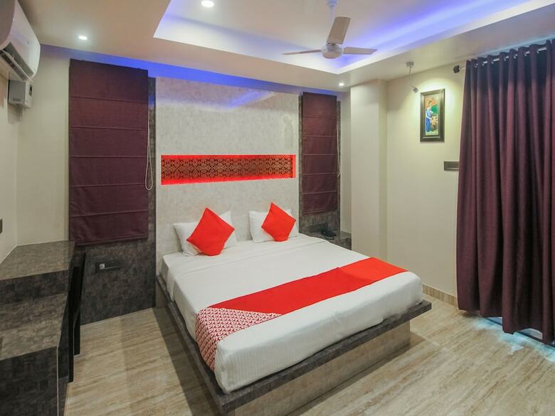 Hotel Oyo 17304 Ransu Residency