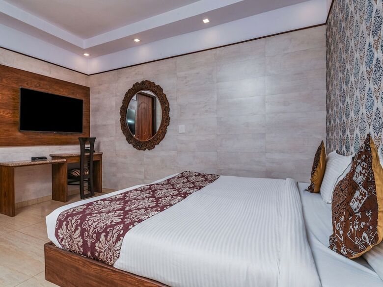 Hotel Oyo 7304 Stay Jangpura